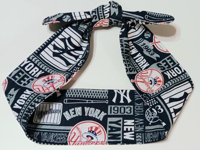 3” Wide NY Yankees headband, black, hair wrap, handmade,  pin up, hair tie, neckerchief, retro, rockabilly, New York Yankees
