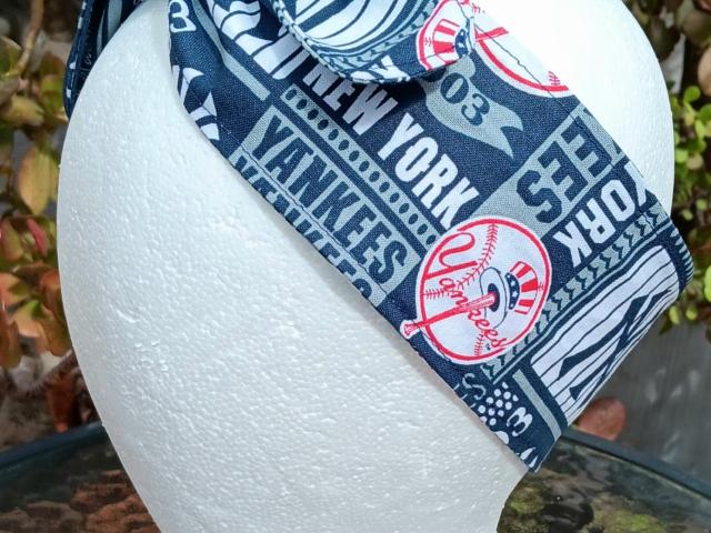 3” Wide NY Yankees headband, self tie, hair wrap, pin up style, hair tie, retro style, rockabilly, handmade, New York Yankees