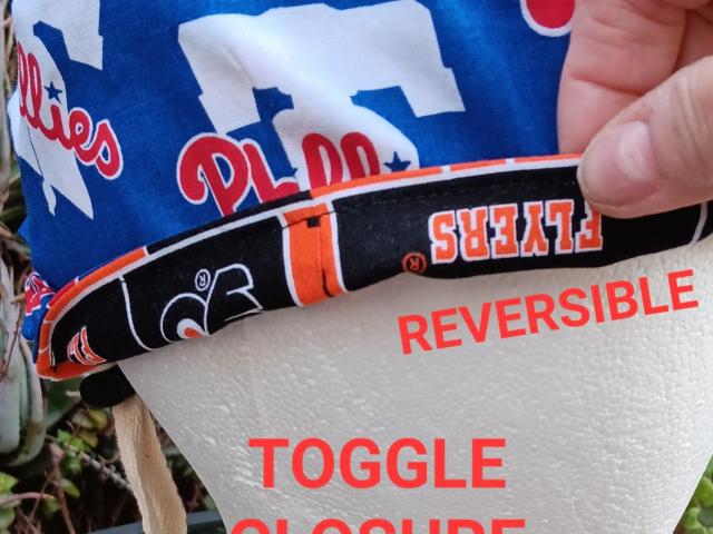 Toggle Cord Lock Reversible Philadelphia Phillies / Flyers scrub cap, adjustable, for nurse, dentist, technician, food service, handmade
