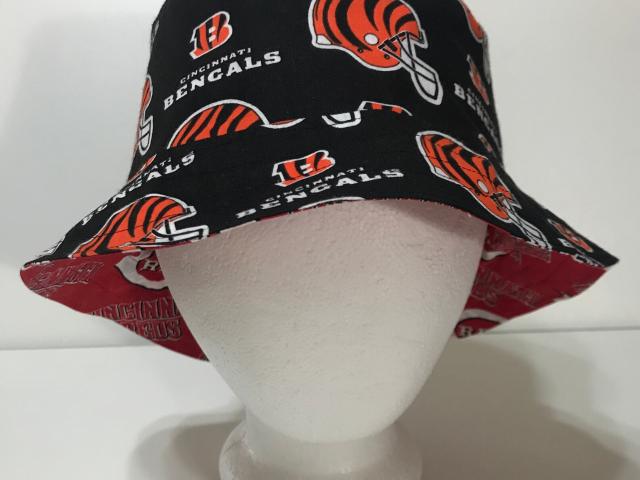 Reds / Bengals Bucket Hat, Reversible, Unisex Sizes S-XXL, Cotton, Handmade, summer fishing hat, ponytail sun hat, floppy hat, Cincinnati
